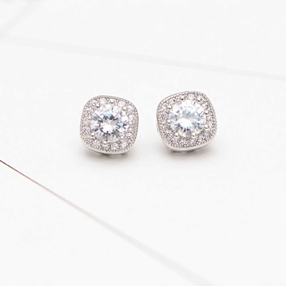 Sterling Silver  Cubic Zircon Studs